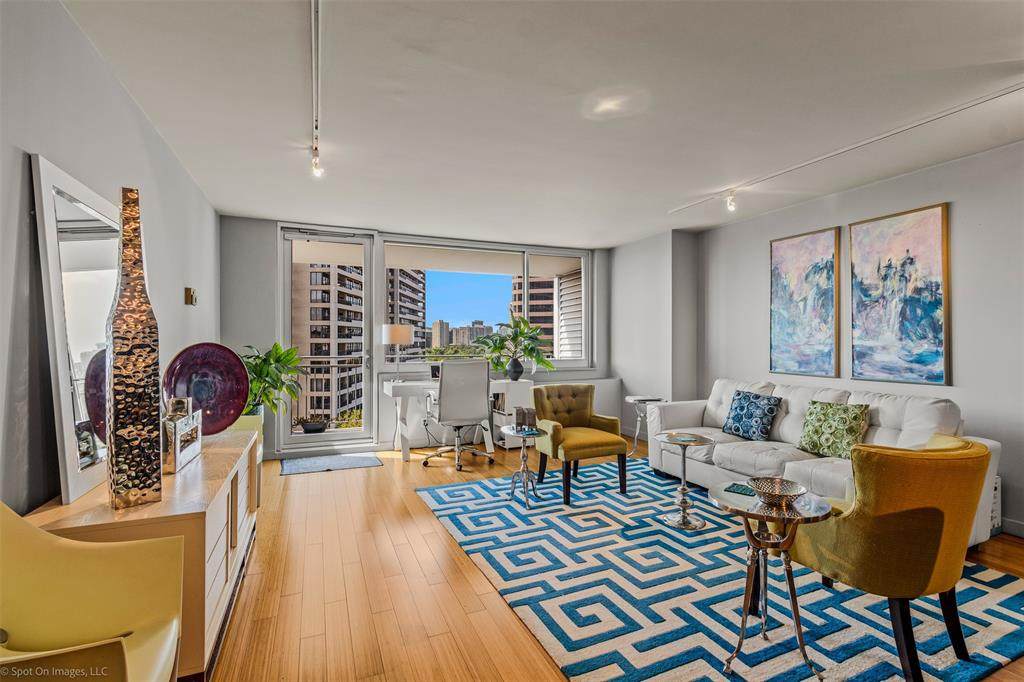 3883 Turtle Creek Boulevard - Photo 1