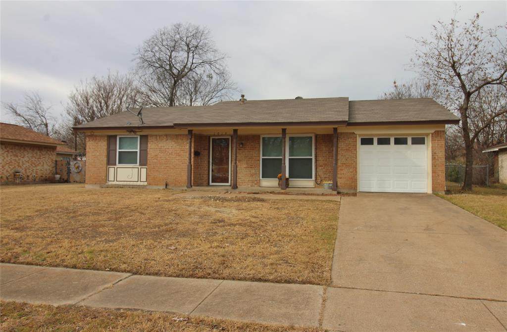 1019 Alexander Avenue - Photo 1