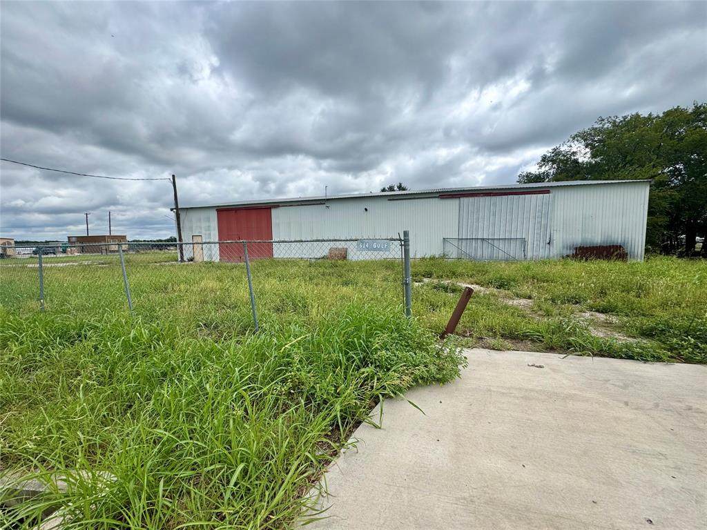 514 Gulf Avenue - Photo 1