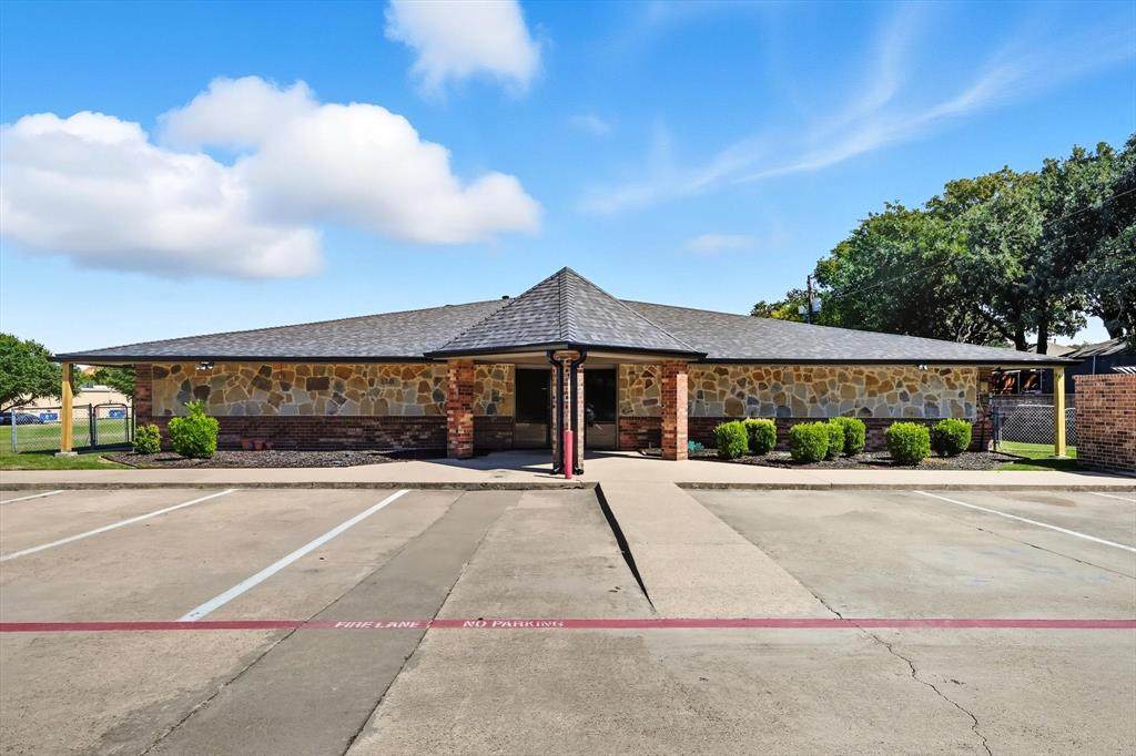 130 Moore Road - Photo 1