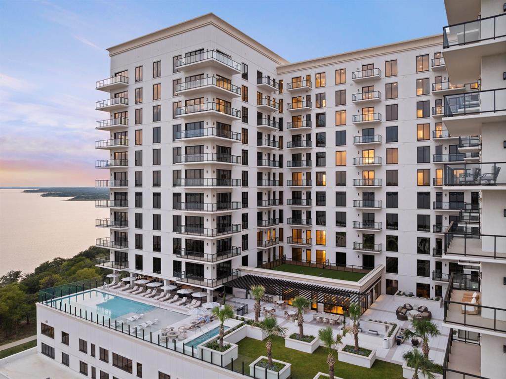 3111 Sunset Boulevard - Photo 1