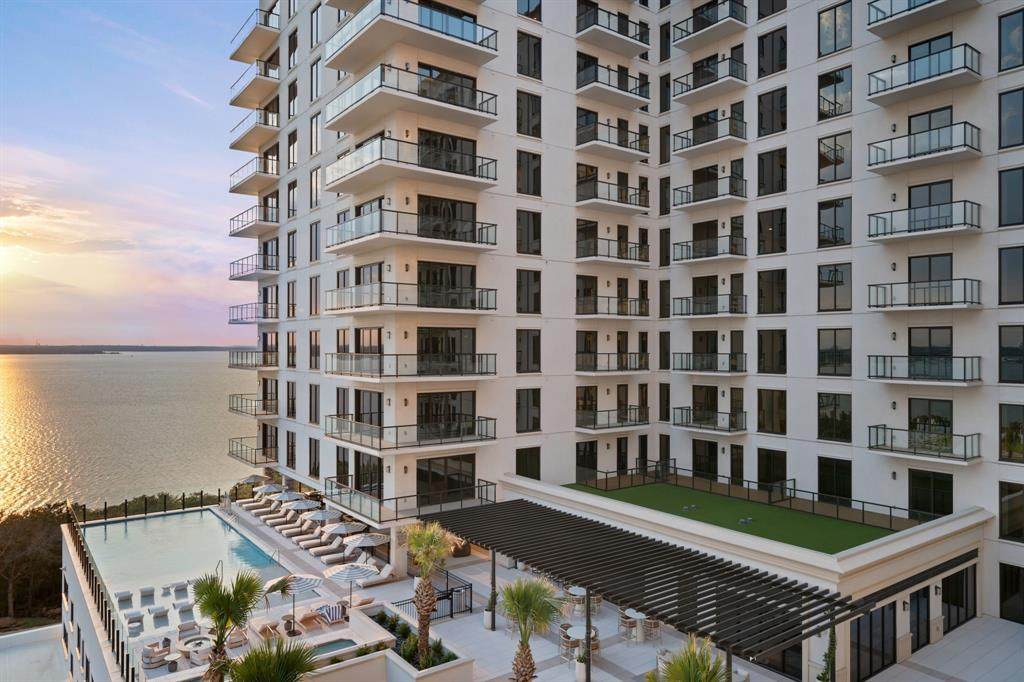 3111 Sunset Boulevard - Photo 1