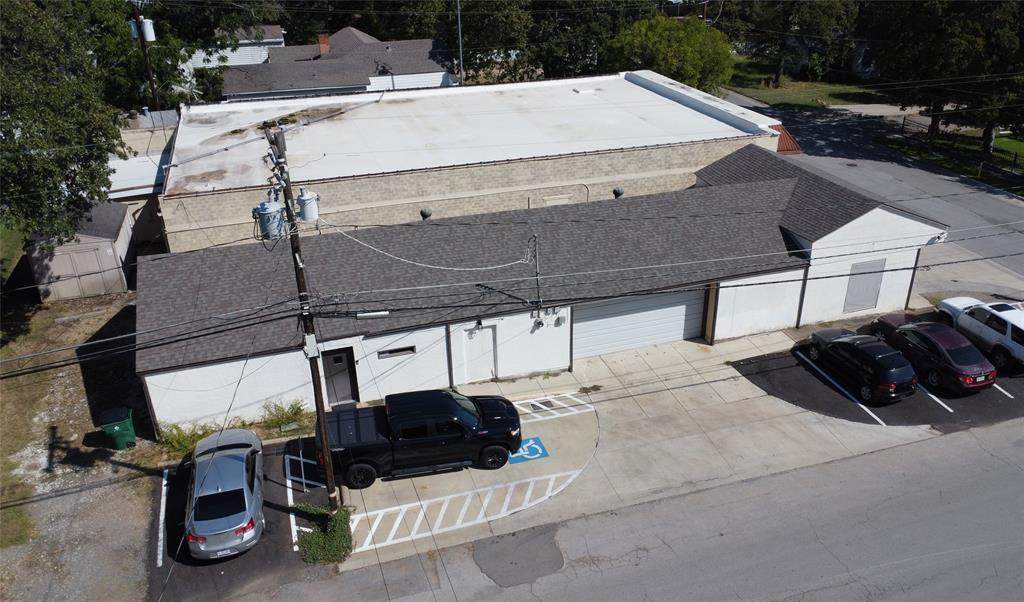 1401 Oak Knoll Drive - Photo 1