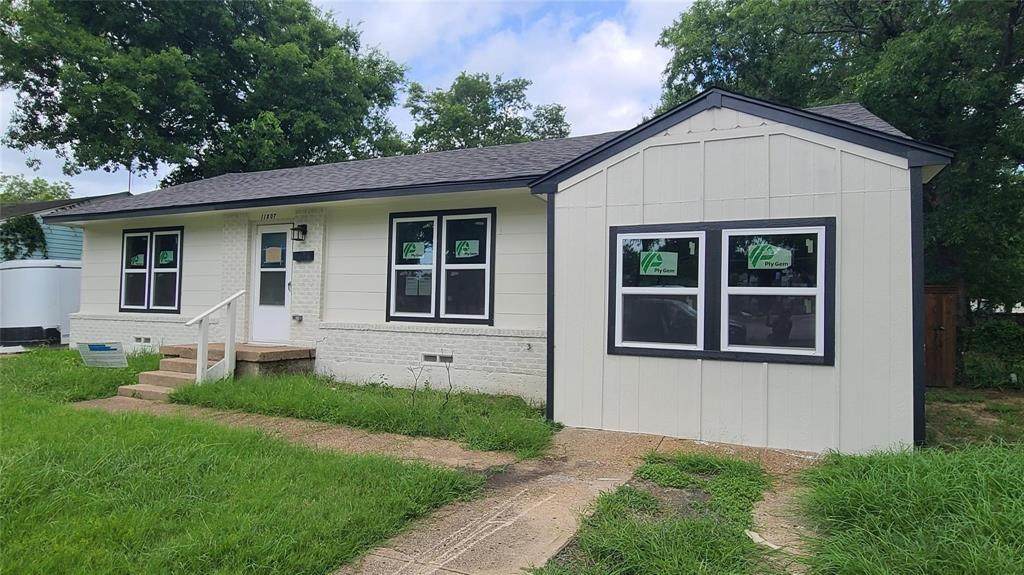 11807 Gaston Parkway - Photo 1