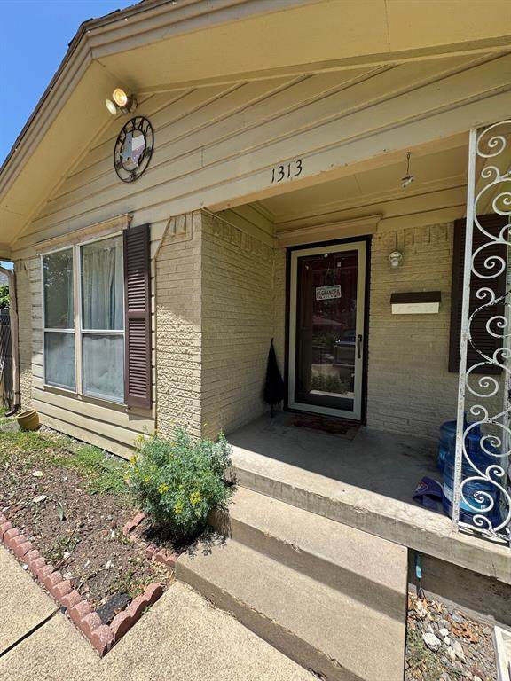 1313 Caldwell Drive - Photo 1