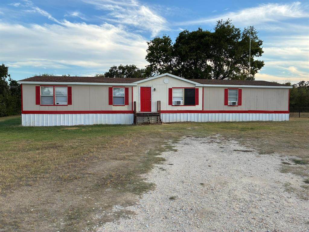 8516 Fm 3136 - Photo 1