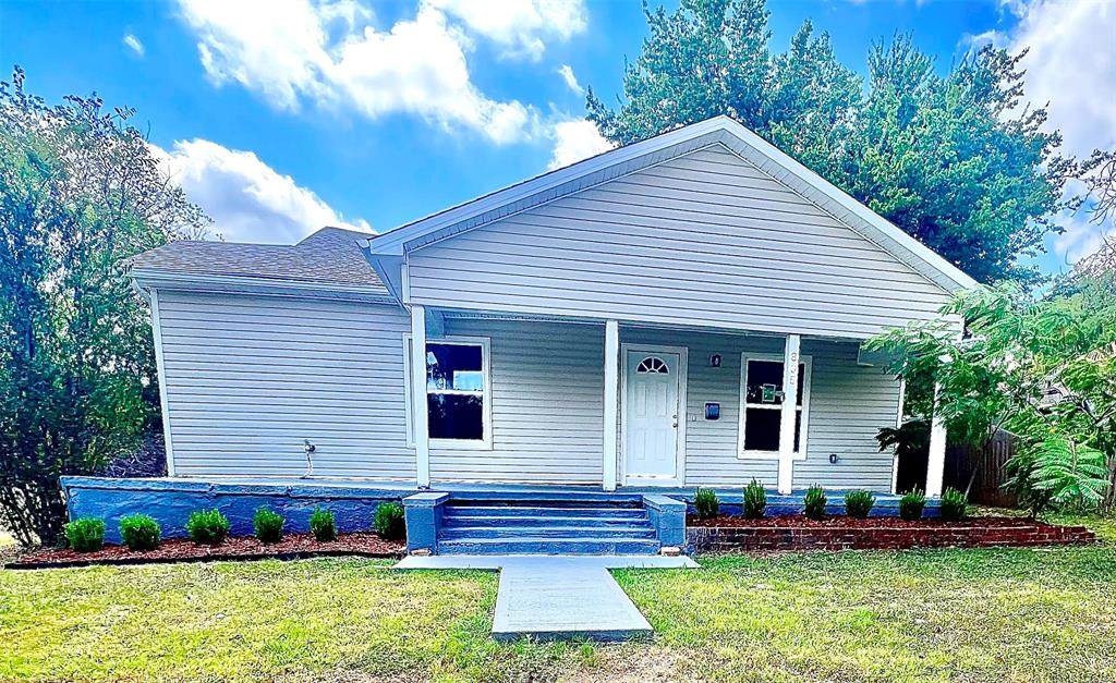 805 12th Street - Photo 1