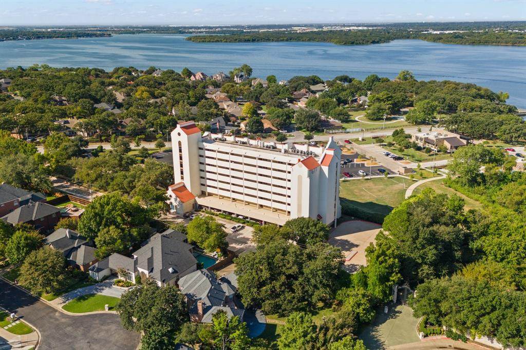 2100 Reflection Bay Drive - Photo 1