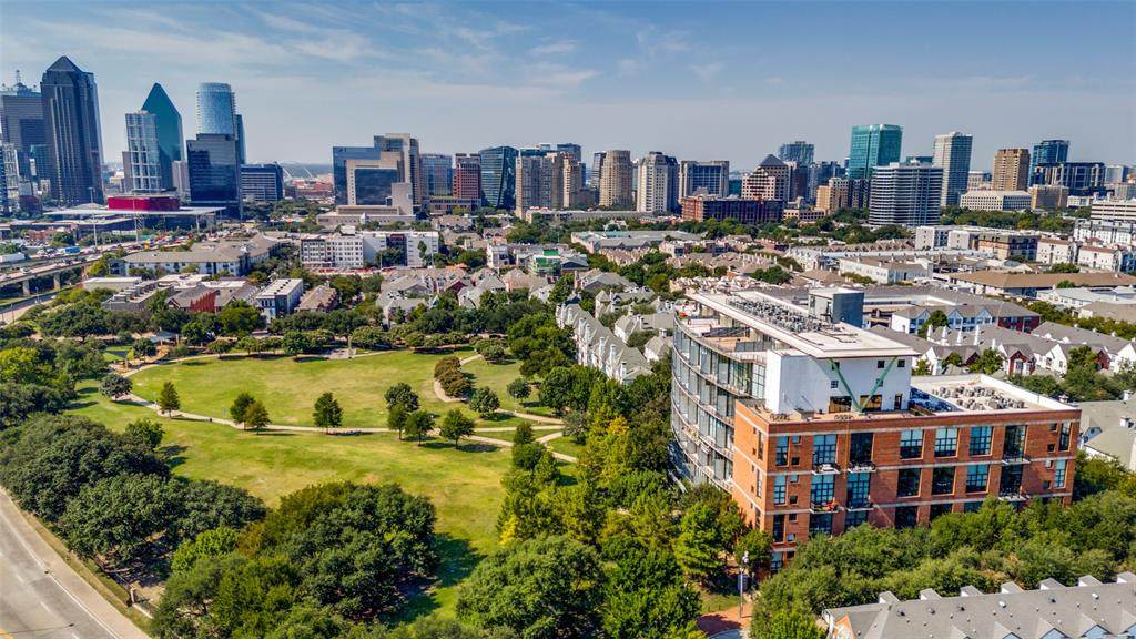 3110 Thomas Avenue - Photo 1