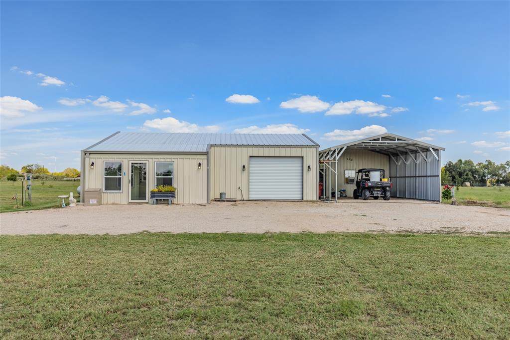 4273 County Road 1112 - Photo 1