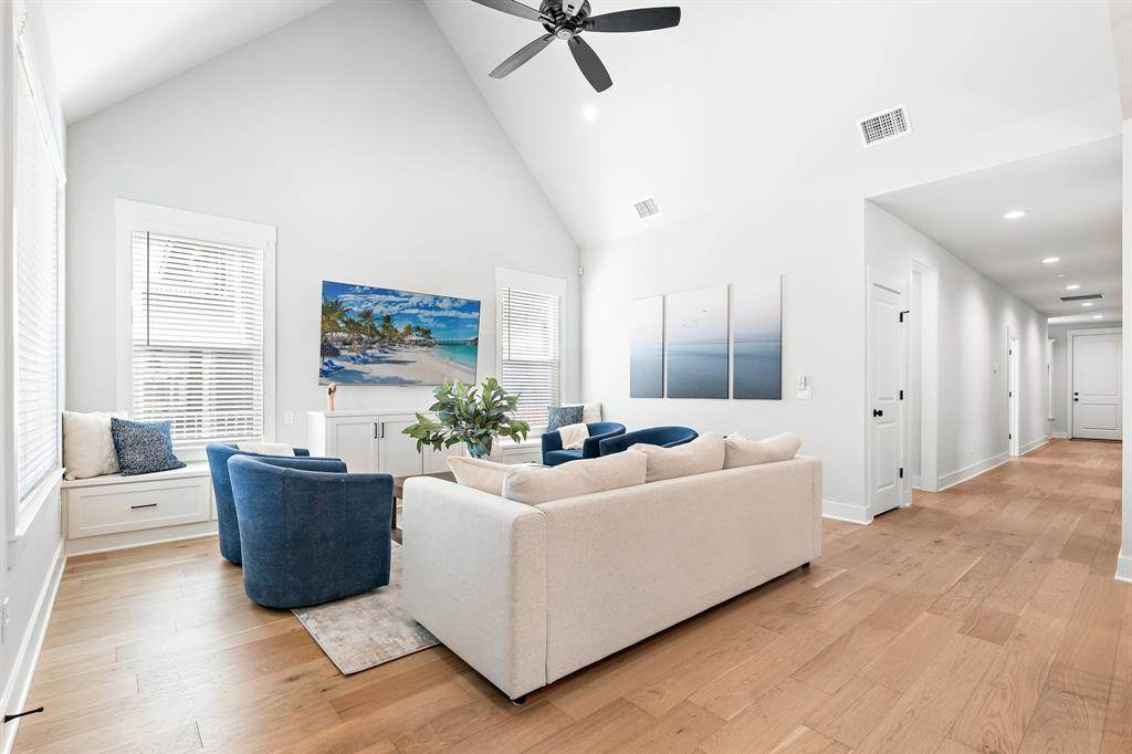 2022 5th Street - Photo 1