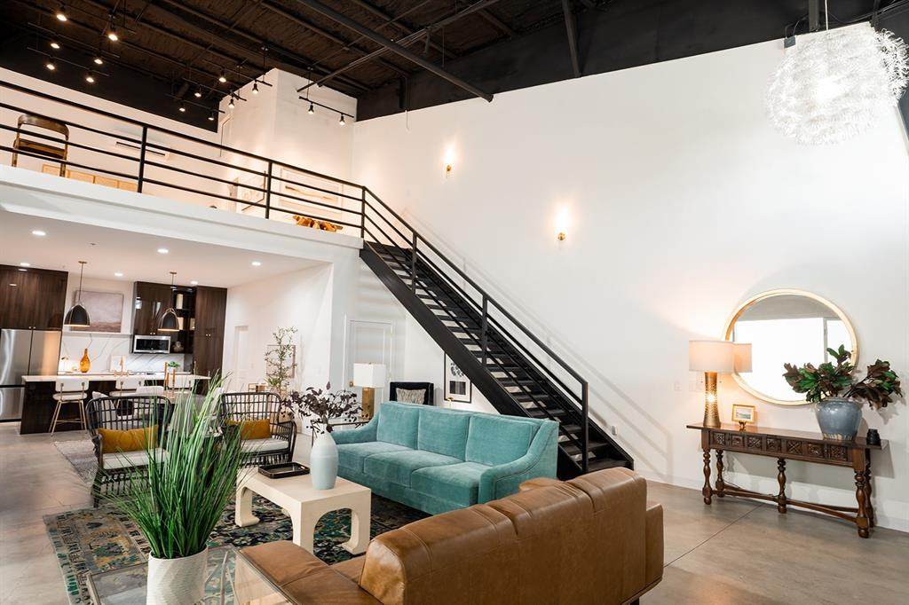 1400 Las Vegas Trail - Photo 1