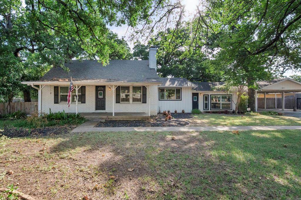 1512 Cardinal Road - Photo 1