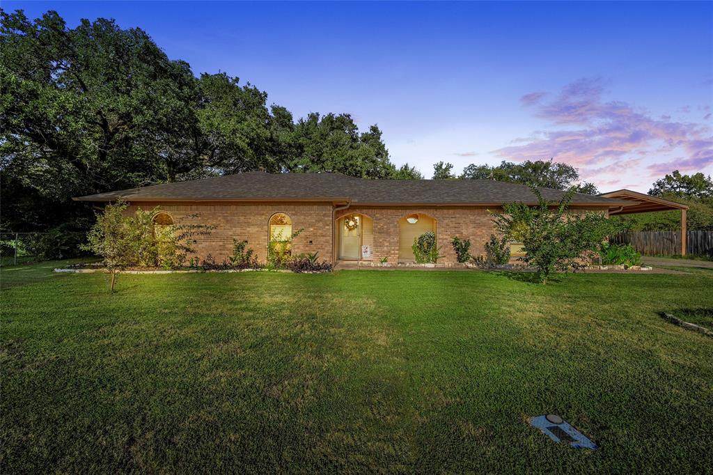 272 Locklar Loop - Photo 1