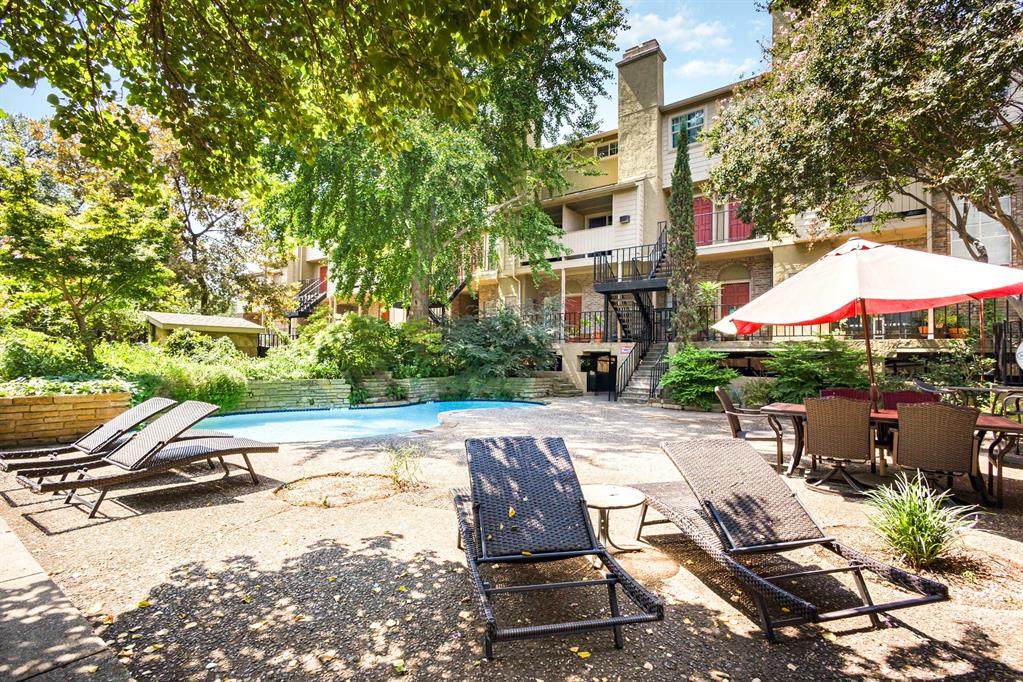 5740 Martel Avenue - Photo 1