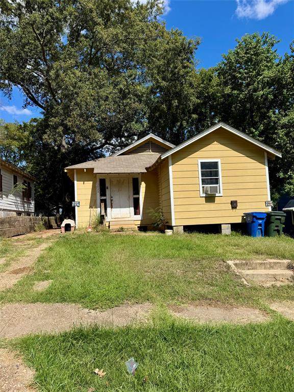 3424 Darien Street - Photo 1