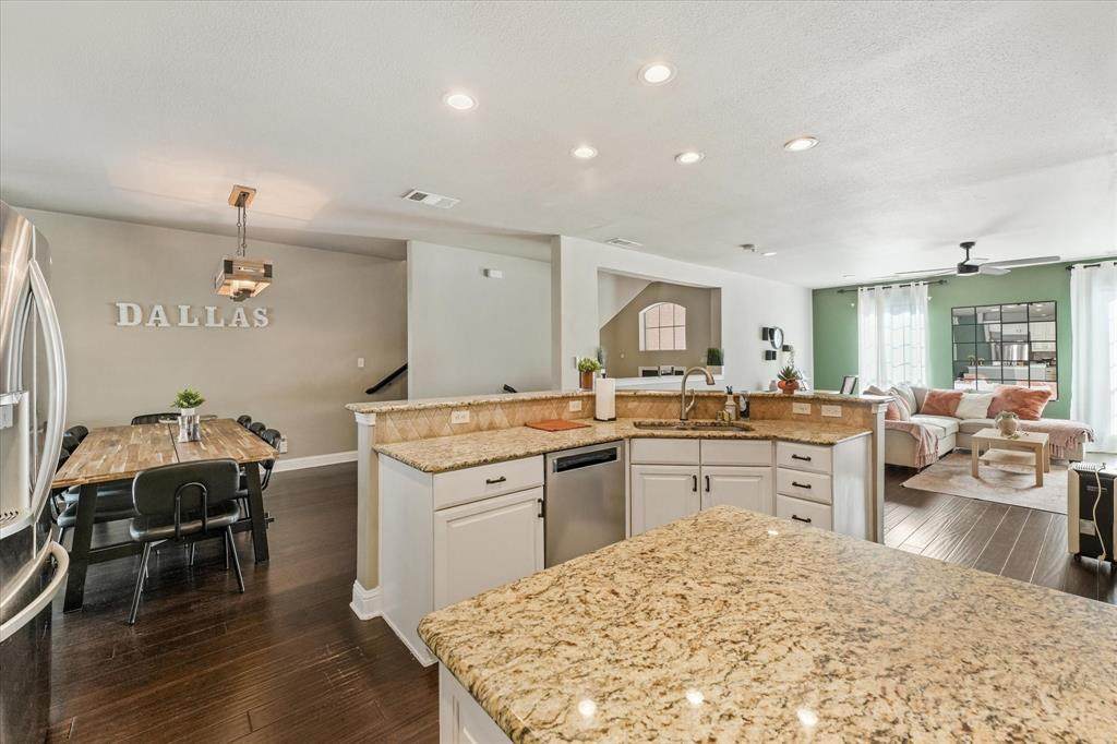 4007 Brownstone Court - Photo 1