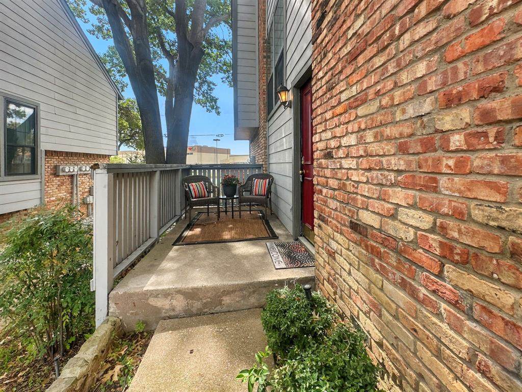 15151 Berry Trail - Photo 1