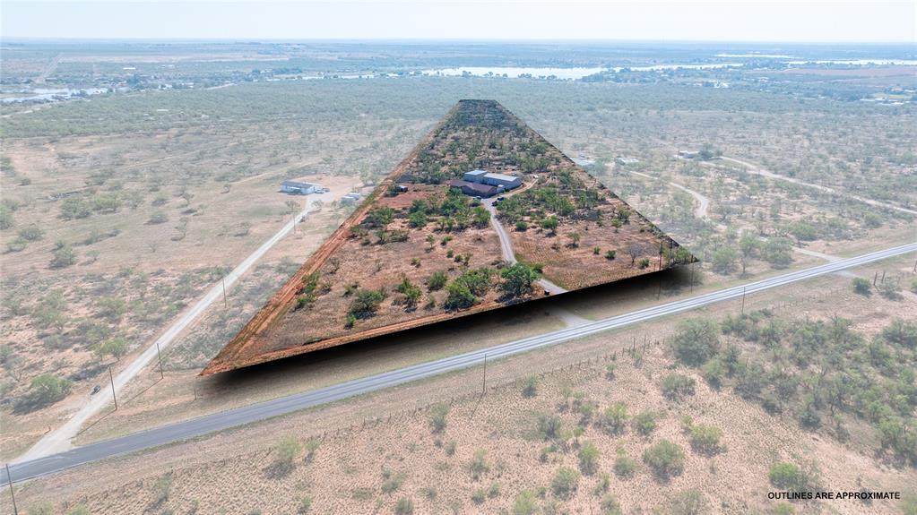 1072 Fm 2836 - Photo 1