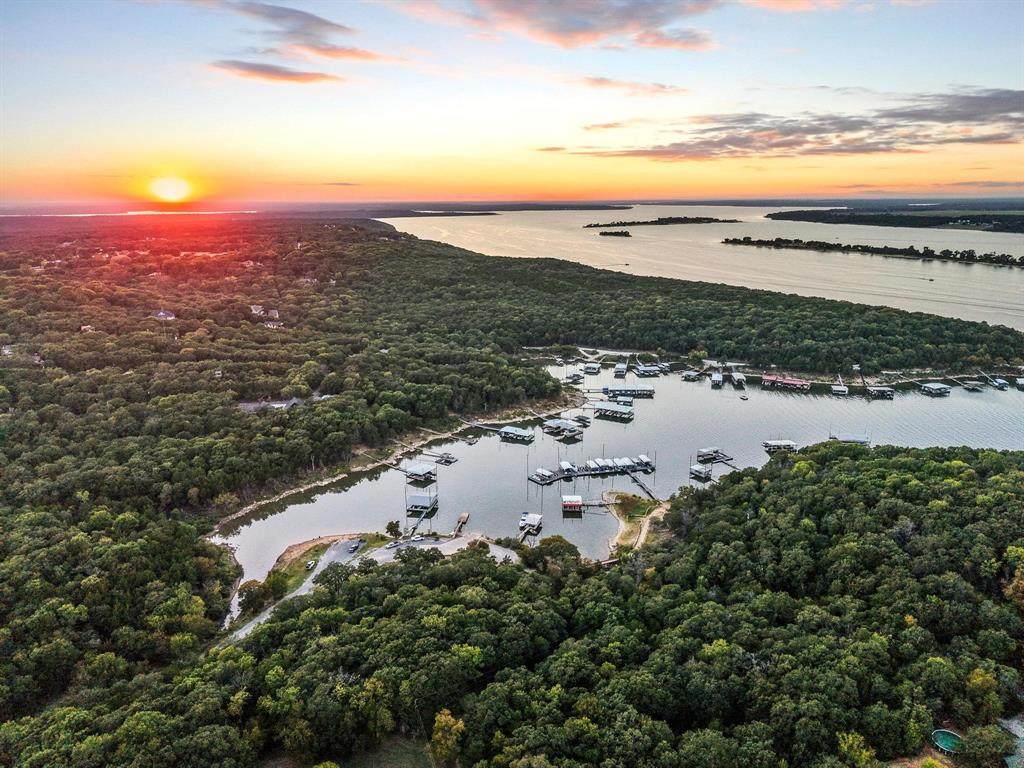 207 Wales Drive - Photo 1