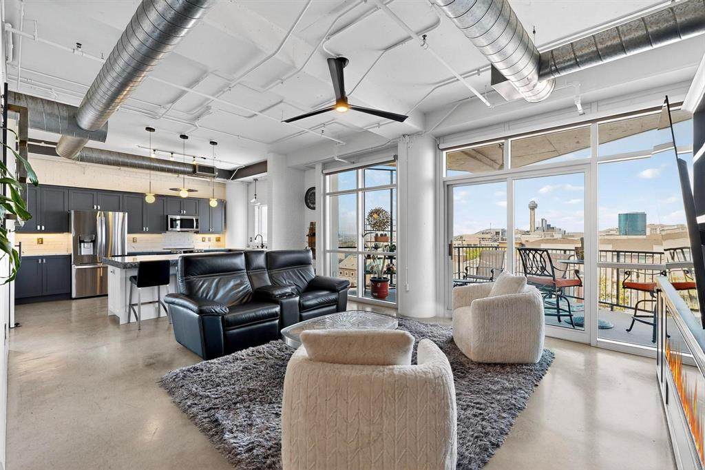 1001 Belleview Street - Photo 1