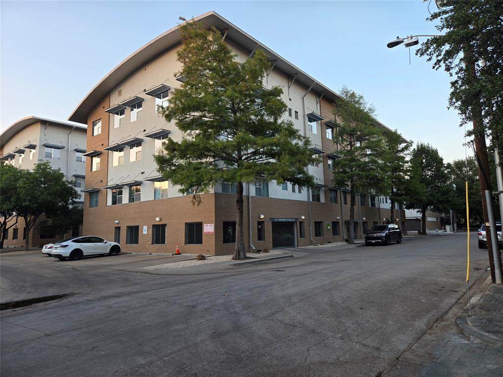 3015 Bryan Street - Photo 1