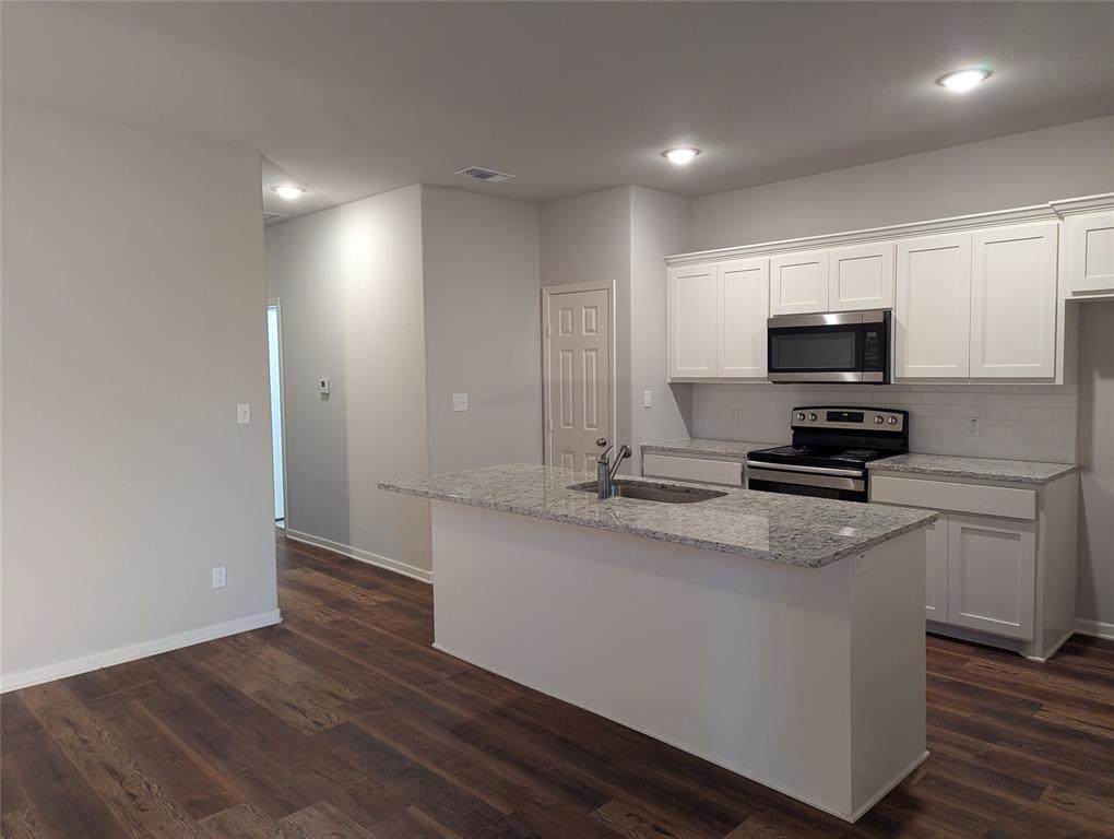 2700 Ginger Court - Photo 1