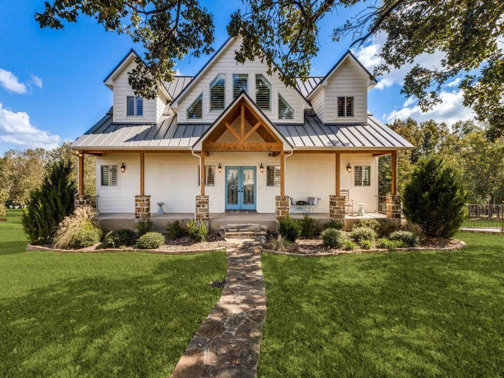 5848 Lago Vista Drive - Photo 1