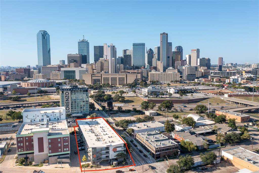 1111 Akard Street - Photo 1