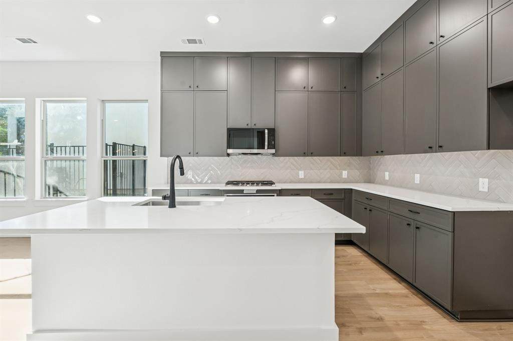 428 Waterscape Drive - Photo 1