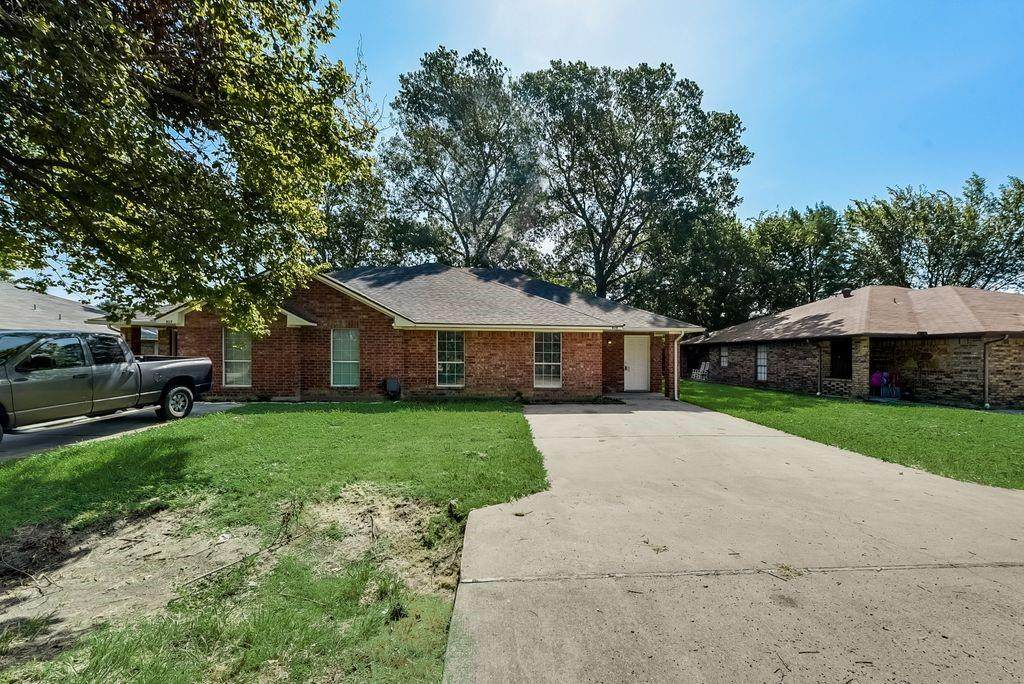 919 Farmington Road - Photo 1