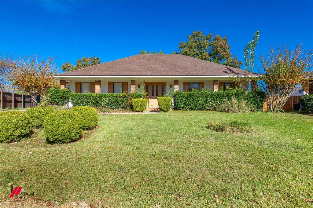 1407 Edgemont Circle - Photo 1