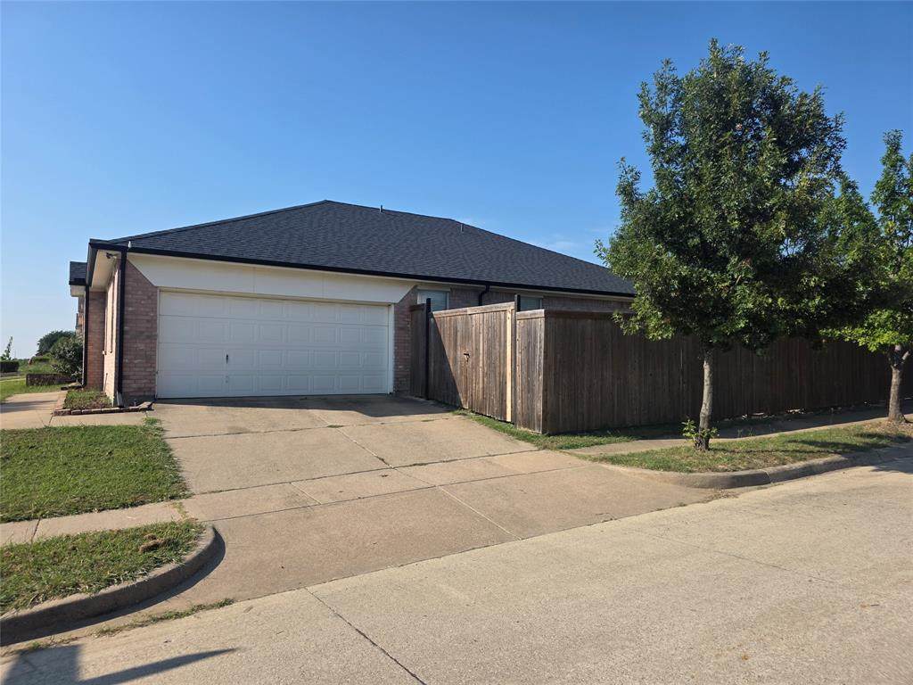 8541 Rainy Lake Drive - Photo 1