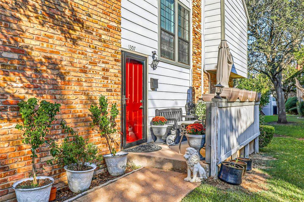 15151 Berry Trail - Photo 1