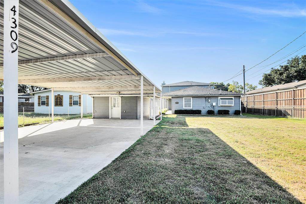 4309 Elmwood Court - Photo 1