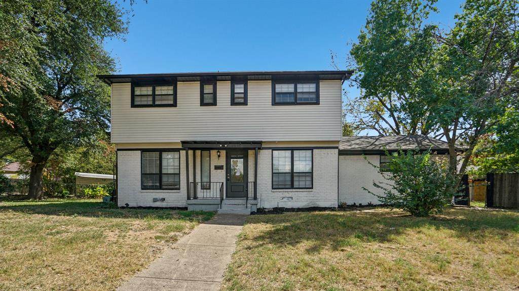 8036 Woodhue Circle - Photo 1