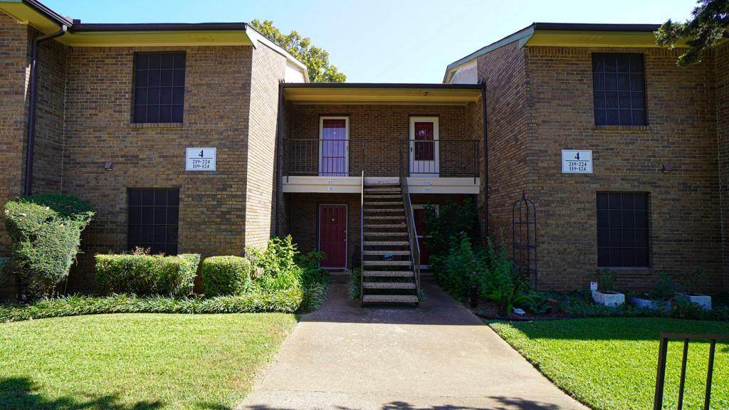 2505 Wedglea Drive - Photo 1