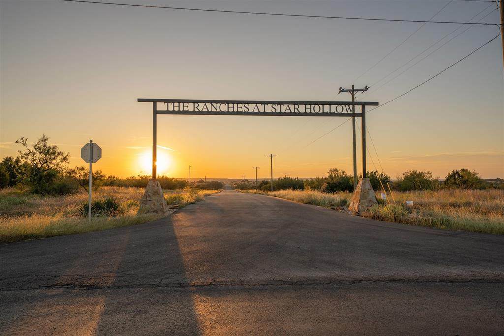 107 Gilmore Court - Photo 1