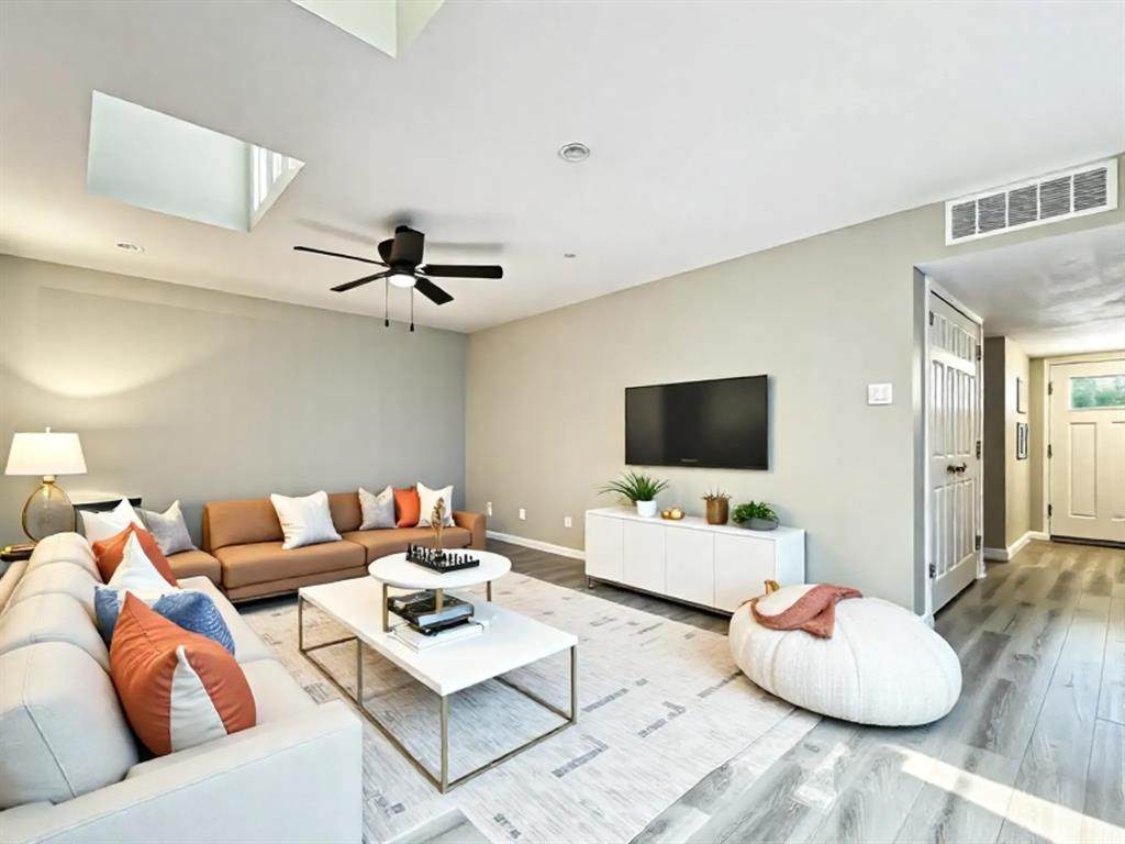 900 Shenandoah Drive - Photo 1