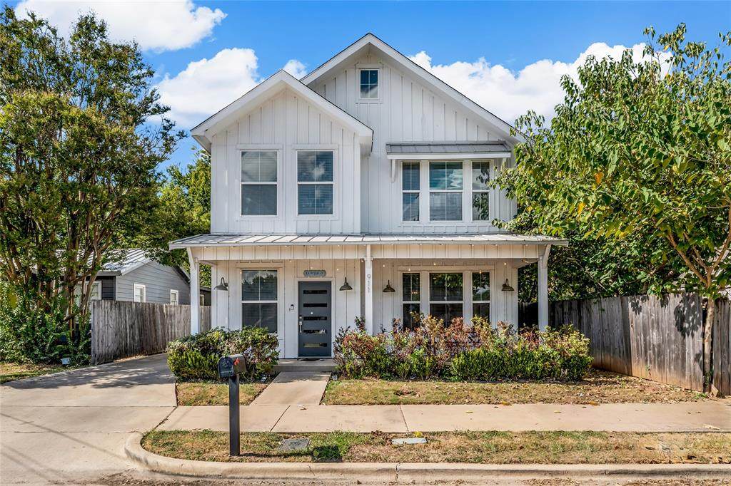 911 Ivy Avenue - Photo 1