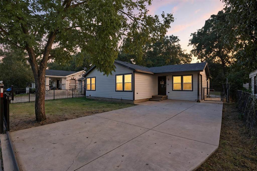 5170 Erath Street - Photo 1