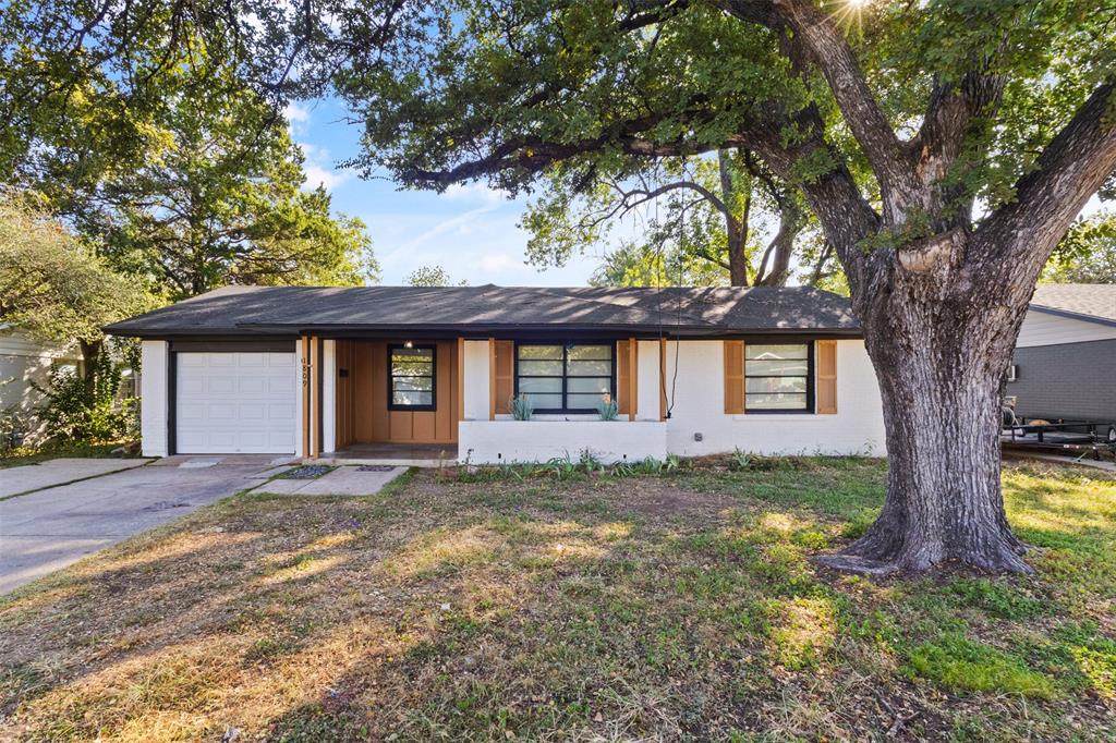 1809 Balla Way - Photo 1