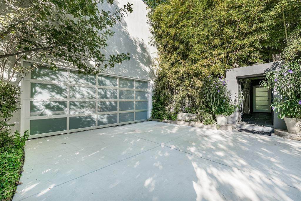 10406 Crestover Drive - Photo 1
