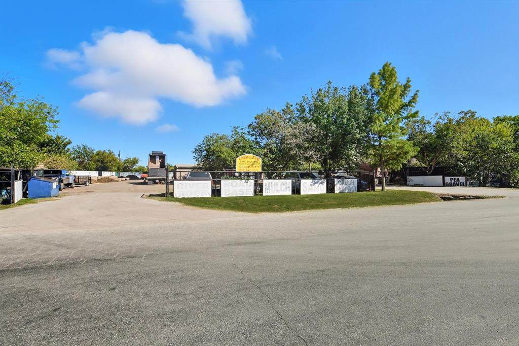 18003 Cindys Lane - Photo 1