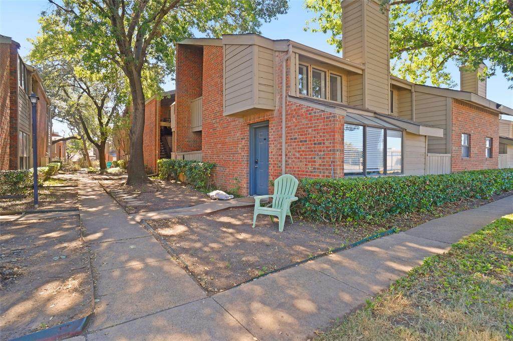 9254 Forest Lane - Photo 1