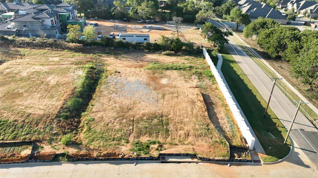 1505 Four Seasons Drive - Photo 1