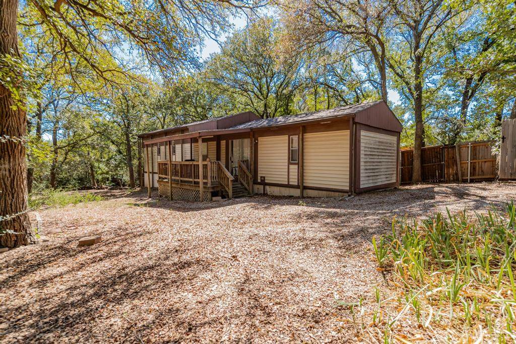 513 Mulberry Drive - Photo 1