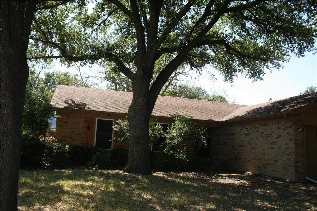 2205 Towne North Drive - Photo 1
