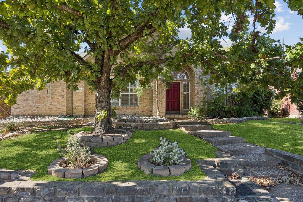 9325 Vista Circle - Photo 1