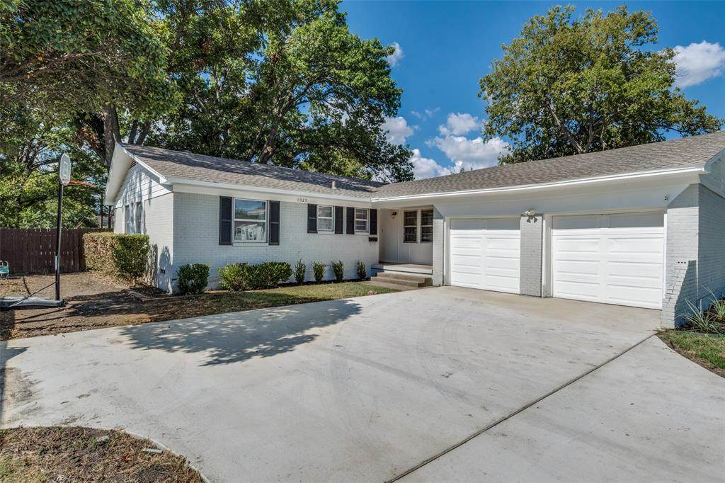 1325 Patricia Lane - Photo 1